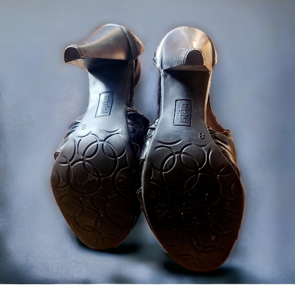 women's size 8 black high heel shoes - Picture 2 of 3